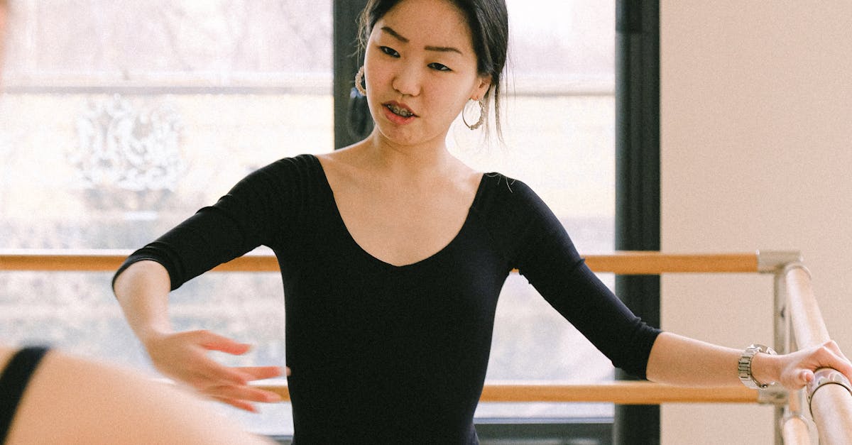 How Hip Hop Dance Classes Foster Creativity in Adults